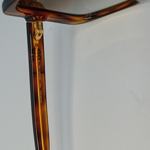 New Authentic GUCCI GG0632S 002 square Gucci sunglass comes in a havana - Picture 13 of 14